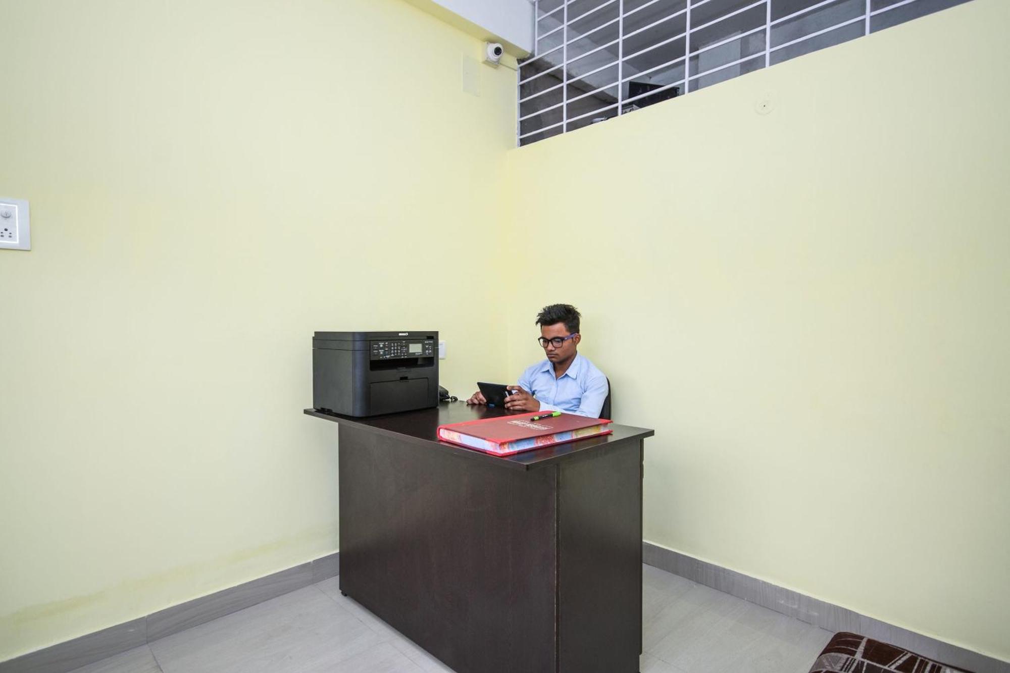 Hotel O Bimal Residency Dispur エクステリア 写真